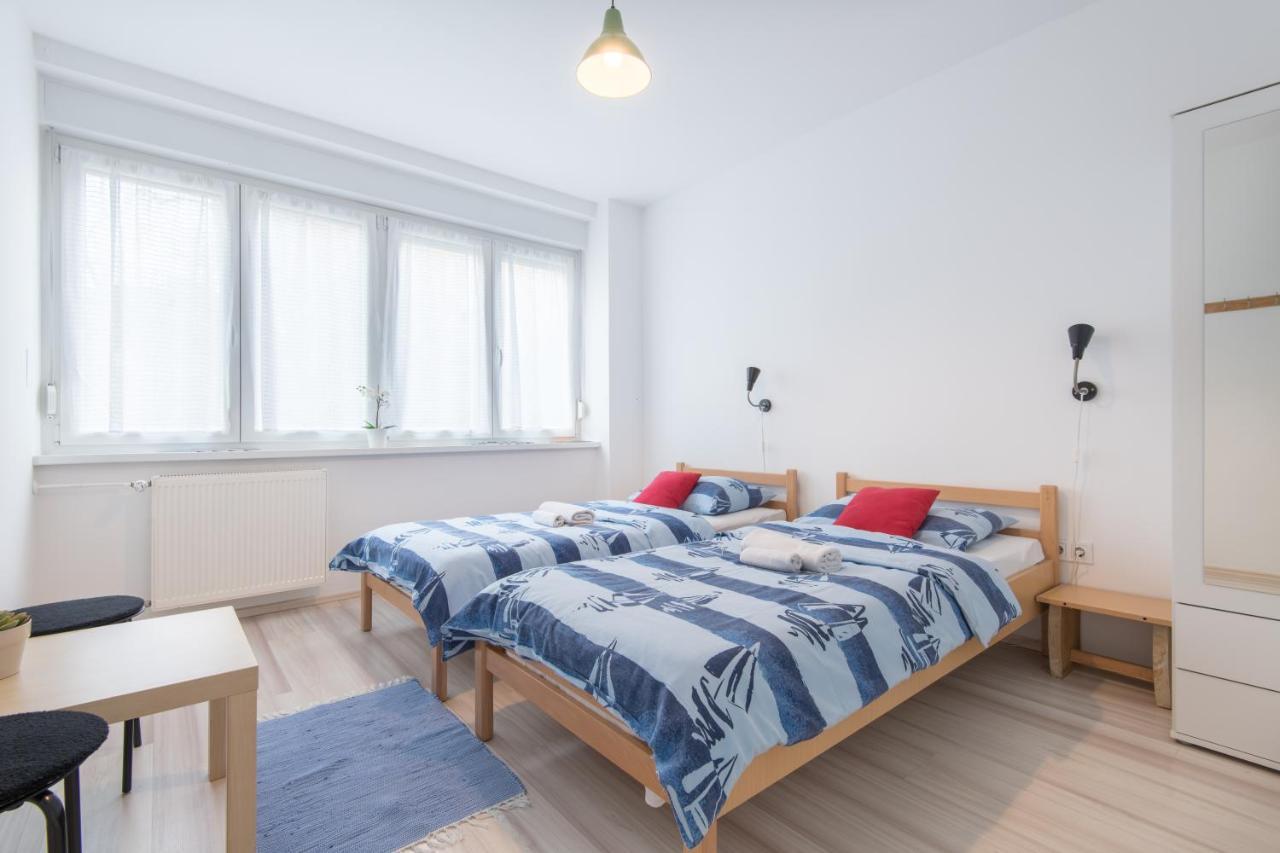 The Dots Hostel Ζάγκρεμπ Εξωτερικό φωτογραφία
