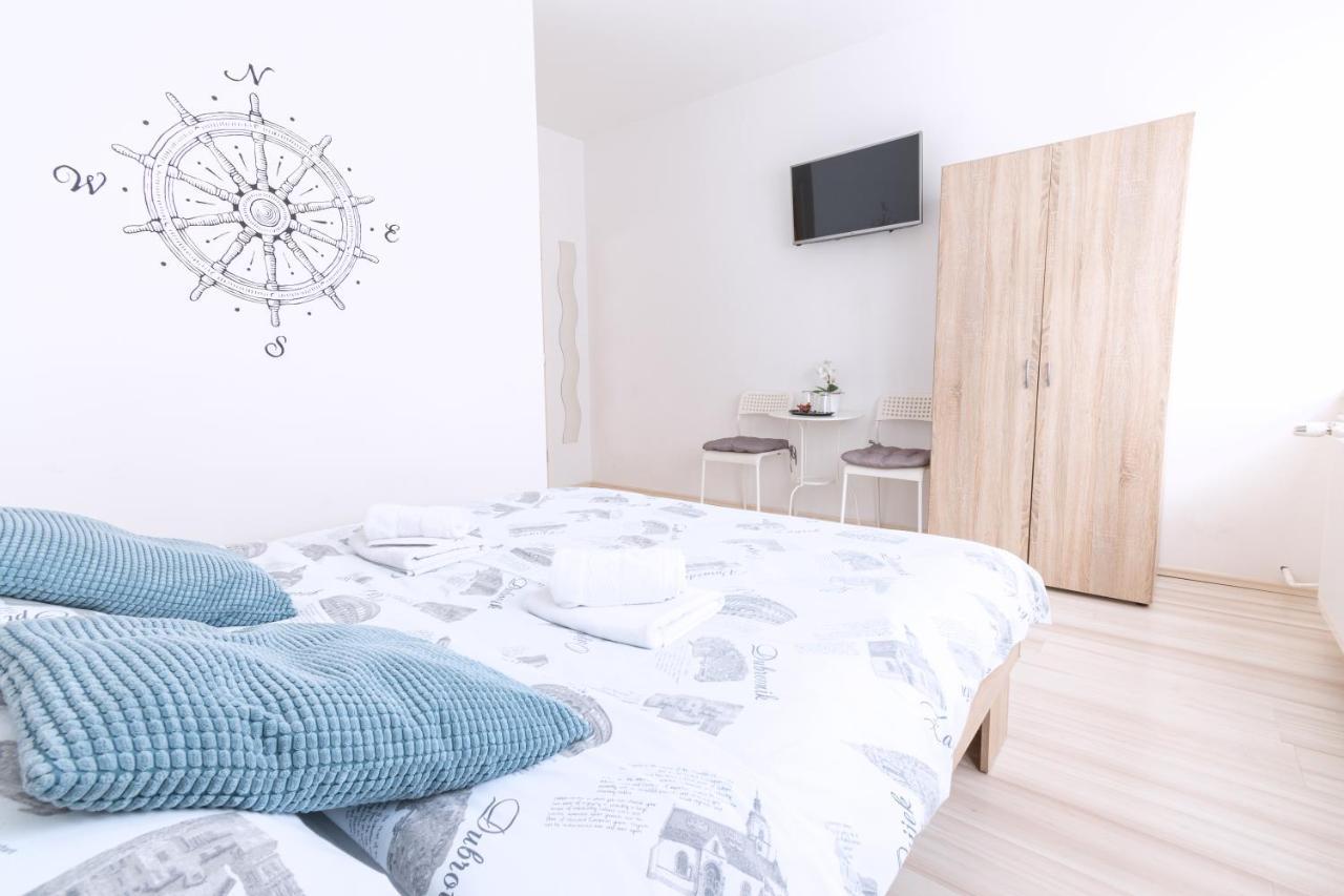 The Dots Hostel Ζάγκρεμπ Εξωτερικό φωτογραφία