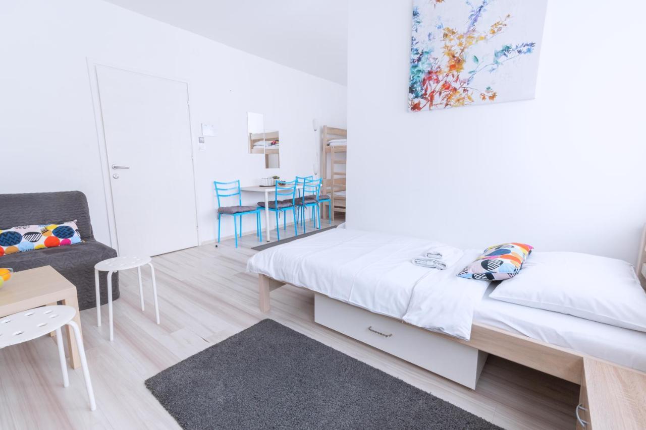 The Dots Hostel Ζάγκρεμπ Εξωτερικό φωτογραφία