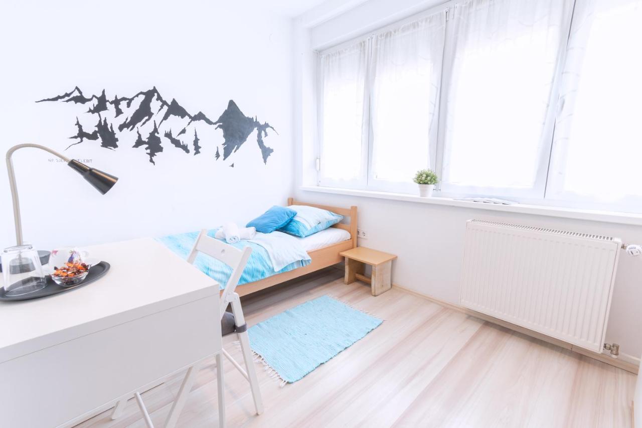 The Dots Hostel Ζάγκρεμπ Εξωτερικό φωτογραφία