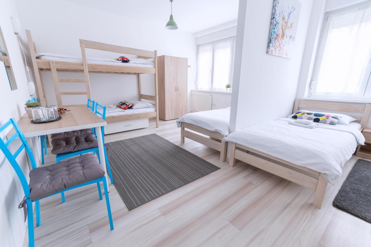 The Dots Hostel Ζάγκρεμπ Εξωτερικό φωτογραφία