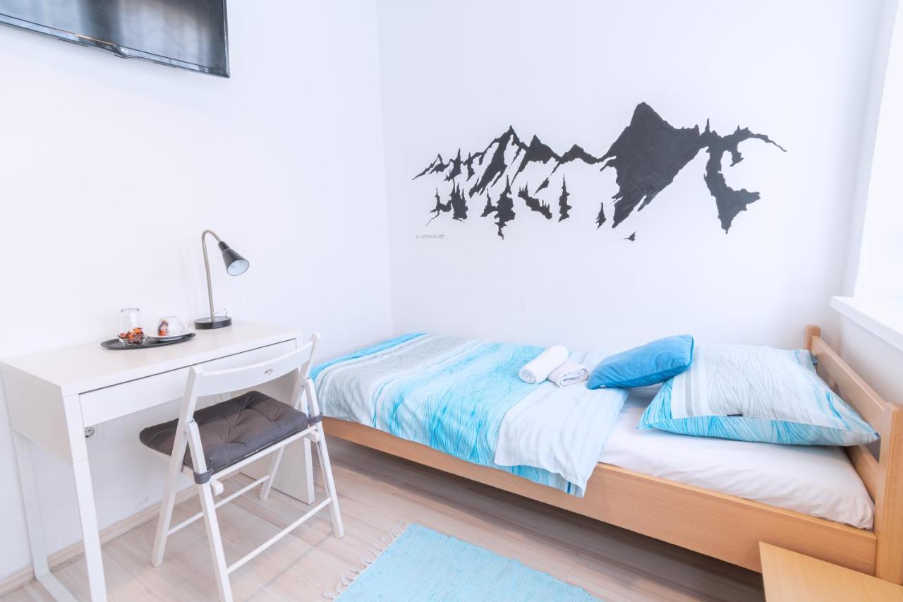 The Dots Hostel Ζάγκρεμπ Εξωτερικό φωτογραφία
