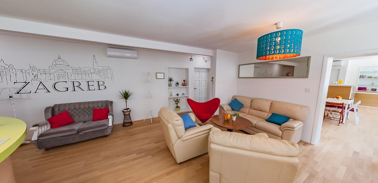 The Dots Hostel Ζάγκρεμπ Εξωτερικό φωτογραφία