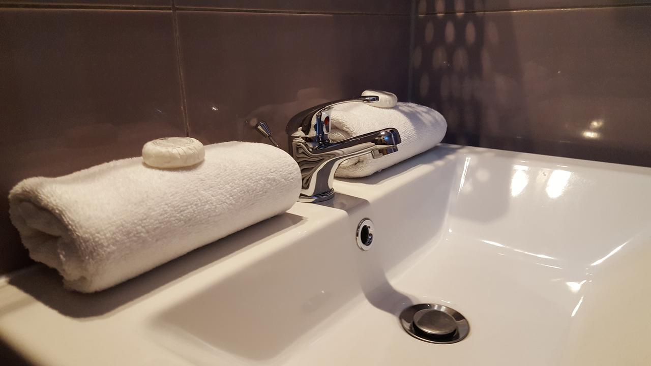 The Dots Hostel Ζάγκρεμπ Εξωτερικό φωτογραφία